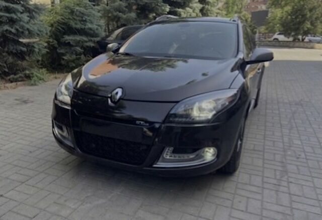 Коричневий Рено Меган, об'ємом двигуна 1.5 л та пробігом 237 тис. км за 8200 $, фото 1 на Automoto.ua