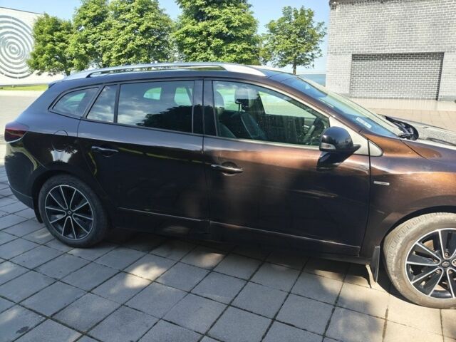 Коричневий Рено Меган, об'ємом двигуна 1.46 л та пробігом 284 тис. км за 9100 $, фото 1 на Automoto.ua