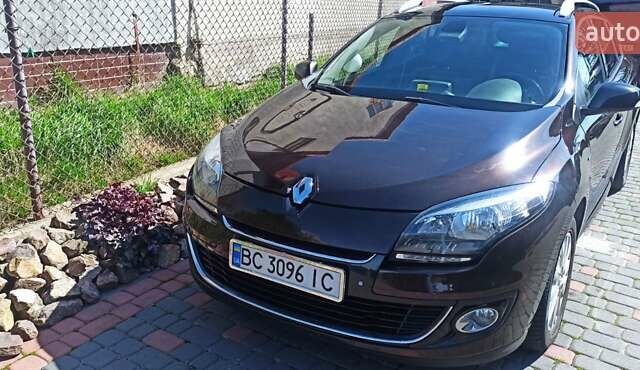 Коричневий Рено Меган, об'ємом двигуна 1.5 л та пробігом 300 тис. км за 7200 $, фото 1 на Automoto.ua