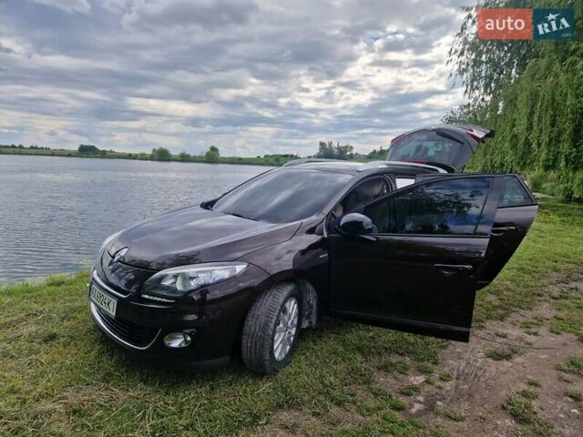 Коричневий Рено Меган, об'ємом двигуна 1.5 л та пробігом 240 тис. км за 9300 $, фото 1 на Automoto.ua