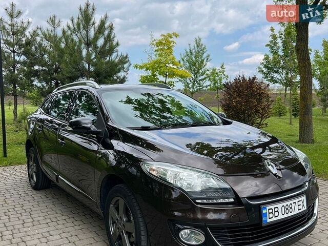 Коричневый Рено Меган, объемом двигателя 1.5 л и пробегом 195 тыс. км за 8200 $, фото 1 на Automoto.ua