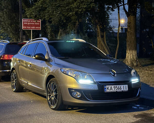 Коричневый Рено Меган, объемом двигателя 1.5 л и пробегом 272 тыс. км за 8700 $, фото 1 на Automoto.ua