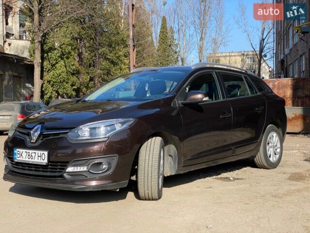 Коричневий Рено Меган, об'ємом двигуна 1.2 л та пробігом 183 тис. км за 6200 $, фото 1 на Automoto.ua