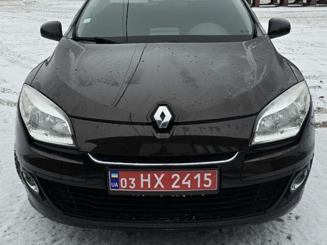 Коричневый Рено Меган, объемом двигателя 0 л и пробегом 252 тыс. км за 7200 $, фото 1 на Automoto.ua