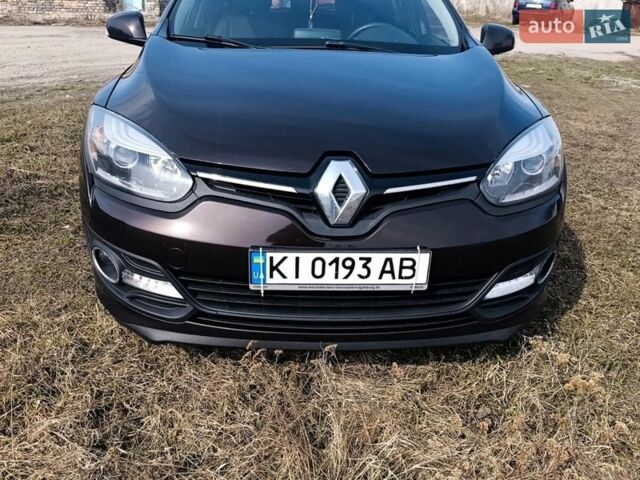 Коричневый Рено Меган, объемом двигателя 1.46 л и пробегом 239 тыс. км за 8100 $, фото 1 на Automoto.ua
