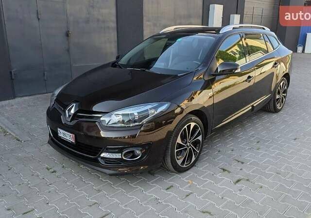 Коричневый Рено Меган, объемом двигателя 1.2 л и пробегом 171 тыс. км за 8899 $, фото 1 на Automoto.ua