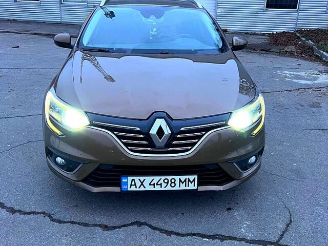 Коричневый Рено Меган, объемом двигателя 1.5 л и пробегом 227 тыс. км за 13000 $, фото 1 на Automoto.ua