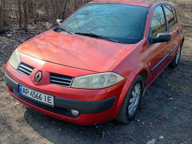 Красный Рено Меган, объемом двигателя 1.4 л и пробегом 270 тыс. км за 3400 $, фото 1 на Automoto.ua