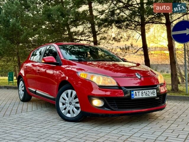 Червоний Рено Меган, об'ємом двигуна 1.5 л та пробігом 272 тис. км за 6700 $, фото 1 на Automoto.ua