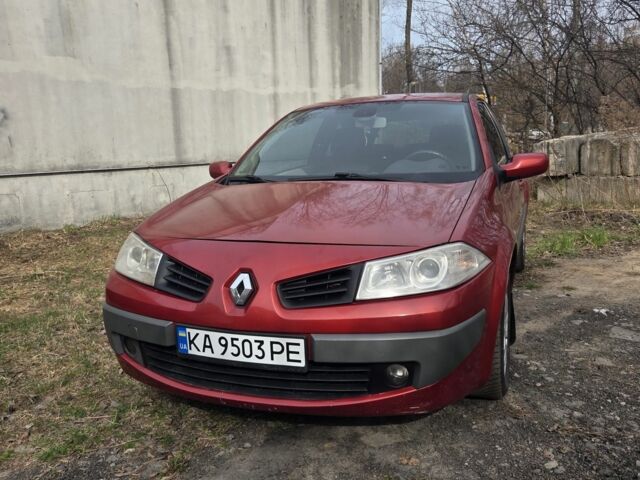 Красный Рено Меган, объемом двигателя 1.6 л и пробегом 157 тыс. км за 4000 $, фото 1 на Automoto.ua