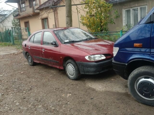 Красный Рено Меган, объемом двигателя 0 л и пробегом 230 тыс. км за 300 $, фото 1 на Automoto.ua