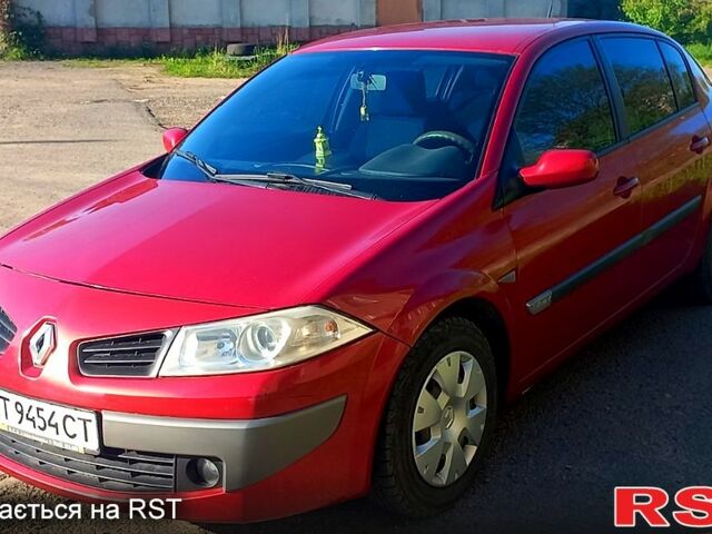 Красный Рено Меган, объемом двигателя 1.4 л и пробегом 223 тыс. км за 4000 $, фото 1 на Automoto.ua