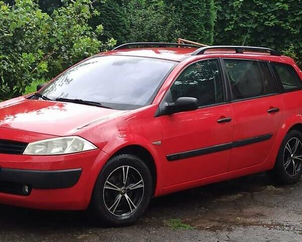 Красный Рено Меган, объемом двигателя 1.5 л и пробегом 300 тыс. км за 4700 $, фото 1 на Automoto.ua