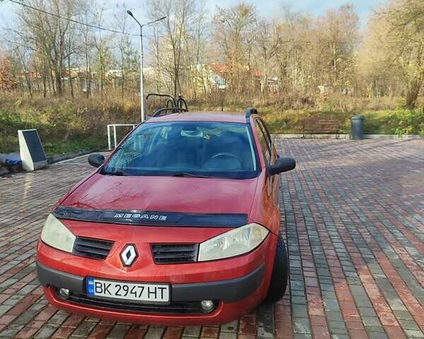 Красный Рено Меган, объемом двигателя 1.46 л и пробегом 345 тыс. км за 3000 $, фото 1 на Automoto.ua