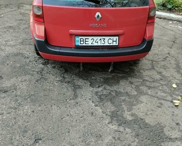 Рено Меган 2004 в Николаеве на Automoto.ua Красный Рено Меган, объемом двигателя 1.87 л и пробегом 520 тыс. км за 4000 $, фото 1 на Automoto.ua