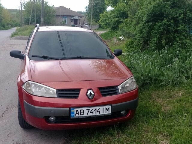 Красный Рено Меган, объемом двигателя 1.5 л и пробегом 303 тыс. км за 4500 $, фото 1 на Automoto.ua
