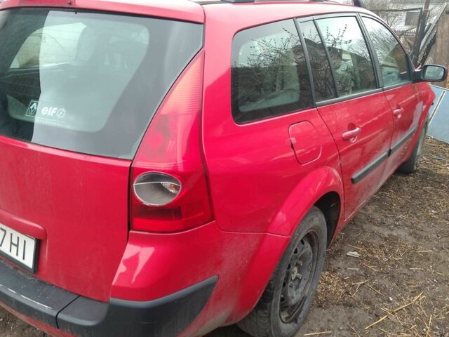 Красный Рено Меган, объемом двигателя 1.6 л и пробегом 1 тыс. км за 1600 $, фото 1 на Automoto.ua