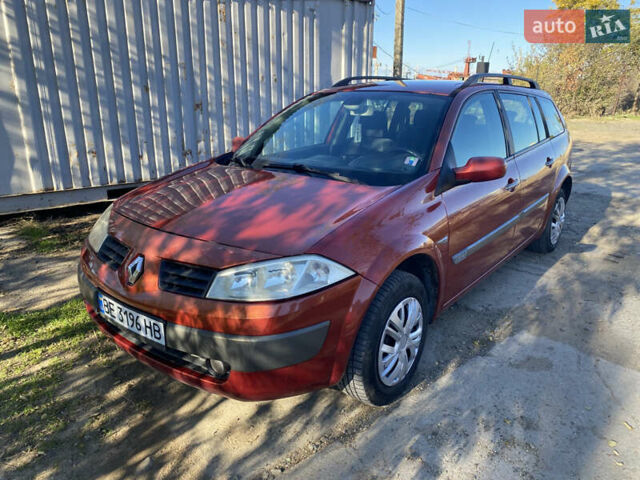 Рено Меган 2005 в Одессе на Automoto.ua Красный Рено Меган, объемом двигателя 1.6 л и пробегом 304 тыс. км за 3999 $, фото 1 на Automoto.ua
