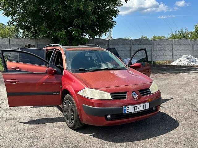 Червоний Рено Меган, об'ємом двигуна 1.6 л та пробігом 222 тис. км за 4500 $, фото 1 на Automoto.ua
