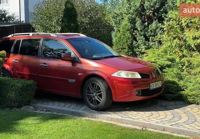 Красный Рено Меган, объемом двигателя 2 л и пробегом 295 тыс. км за 5250 $, фото 1 на Automoto.ua