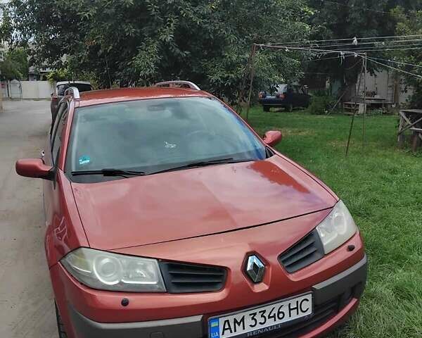 Червоний Рено Меган, об'ємом двигуна 2 л та пробігом 305 тис. км за 4700 $, фото 1 на Automoto.ua