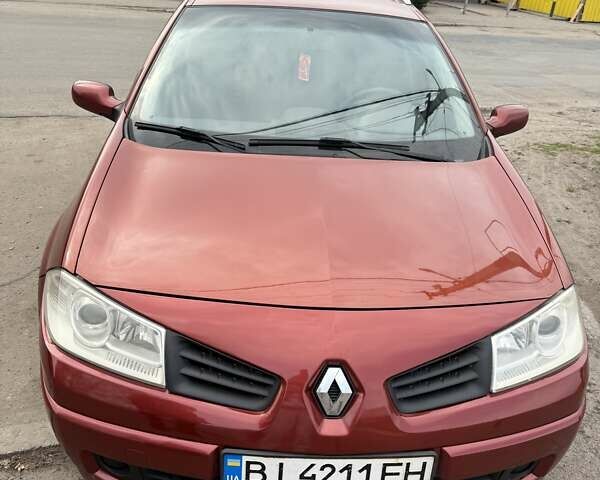 Красный Рено Меган, объемом двигателя 1.39 л и пробегом 200 тыс. км за 4000 $, фото 1 на Automoto.ua
