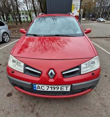 Красный Рено Меган, объемом двигателя 1.87 л и пробегом 240 тыс. км за 5200 $, фото 1 на Automoto.ua