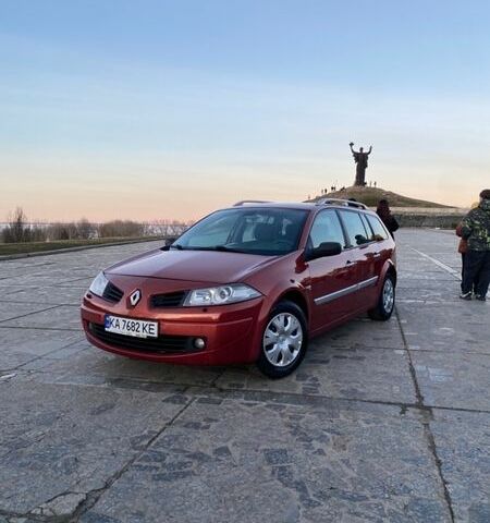 Красный Рено Меган, объемом двигателя 2 л и пробегом 307 тыс. км за 4499 $, фото 1 на Automoto.ua