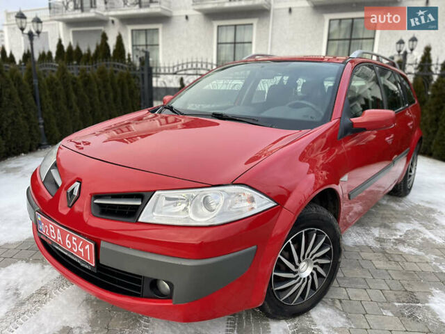Красный Рено Меган, объемом двигателя 1.6 л и пробегом 238 тыс. км за 5299 $, фото 1 на Automoto.ua