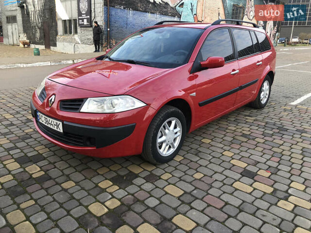 Червоний Рено Меган, об'ємом двигуна 1.6 л та пробігом 270 тис. км за 5100 $, фото 1 на Automoto.ua