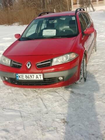 Красный Рено Меган, объемом двигателя 1.5 л и пробегом 254 тыс. км за 5700 $, фото 1 на Automoto.ua