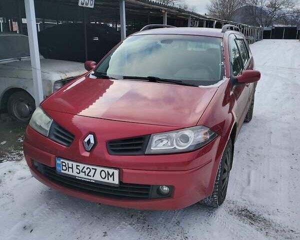 Красный Рено Меган, объемом двигателя 1.6 л и пробегом 188 тыс. км за 5800 $, фото 1 на Automoto.ua