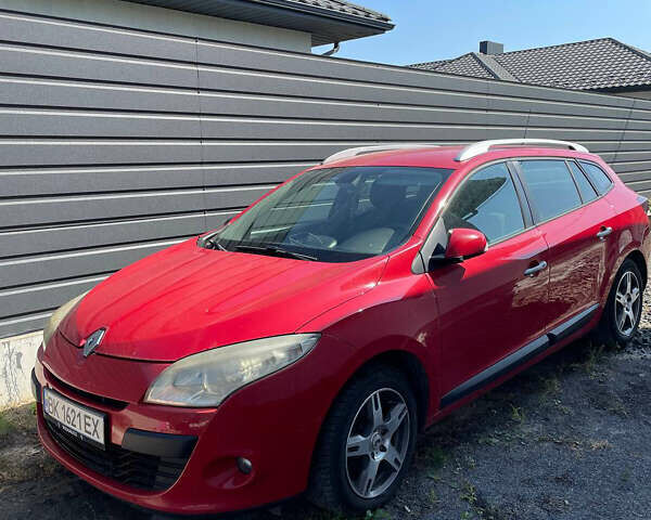 Червоний Рено Меган, об'ємом двигуна 1.46 л та пробігом 260 тис. км за 6300 $, фото 1 на Automoto.ua