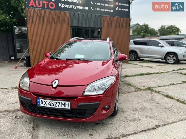 Червоний Рено Меган, об'ємом двигуна 1.46 л та пробігом 312 тис. км за 6000 $, фото 1 на Automoto.ua