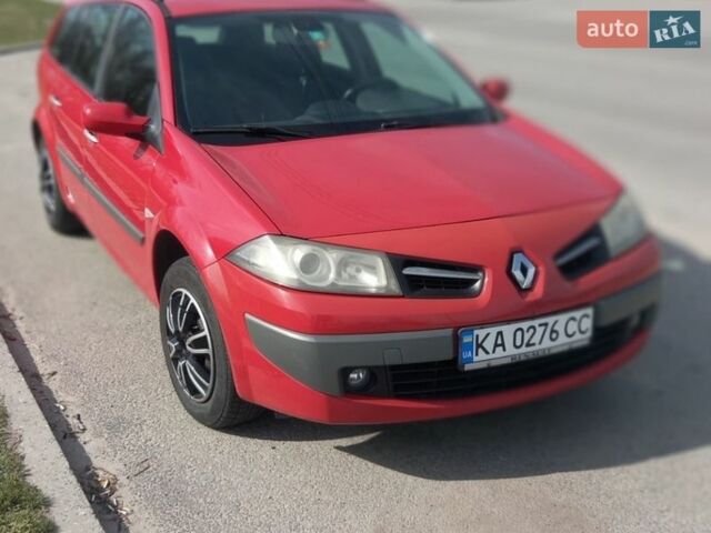 Красный Рено Меган, объемом двигателя 1.6 л и пробегом 225 тыс. км за 6400 $, фото 1 на Automoto.ua