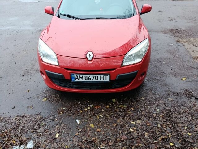 Червоний Рено Меган, об'ємом двигуна 1.6 л та пробігом 208 тис. км за 6300 $, фото 1 на Automoto.ua