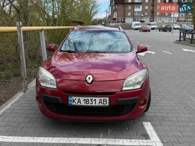 Красный Рено Меган, объемом двигателя 1.46 л и пробегом 320 тыс. км за 5800 $, фото 1 на Automoto.ua