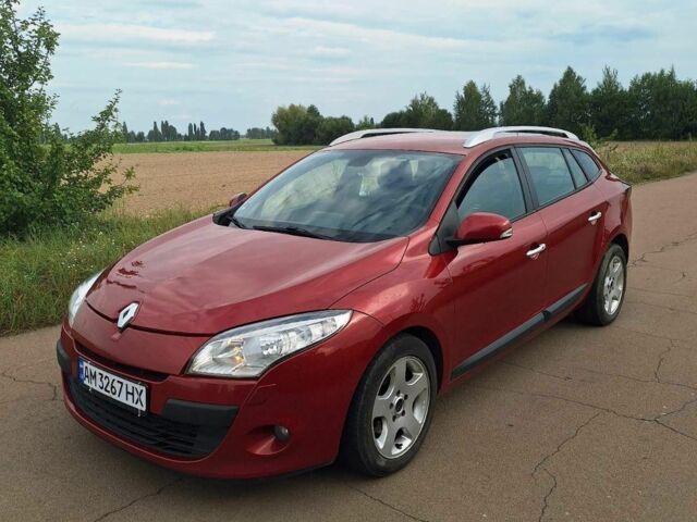Червоний Рено Меган, об'ємом двигуна 1.5 л та пробігом 256 тис. км за 7700 $, фото 1 на Automoto.ua