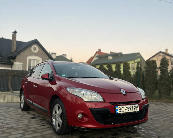 Красный Рено Меган, объемом двигателя 1.46 л и пробегом 202 тыс. км за 7200 $, фото 1 на Automoto.ua