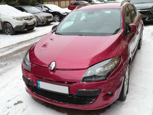 Червоний Рено Меган, об'ємом двигуна 1.5 л та пробігом 236 тис. км за 5500 $, фото 1 на Automoto.ua