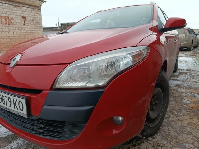 Червоний Рено Меган, об'ємом двигуна 0 л та пробігом 245 тис. км за 7400 $, фото 1 на Automoto.ua
