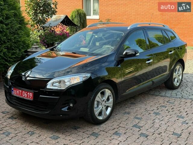 Червоний Рено Меган, об'ємом двигуна 1.9 л та пробігом 212 тис. км за 7850 $, фото 1 на Automoto.ua
