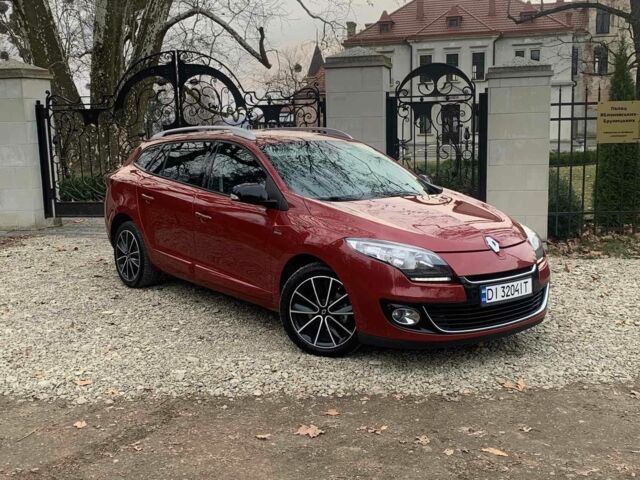 Красный Рено Меган, объемом двигателя 1.5 л и пробегом 267 тыс. км за 7770 $, фото 1 на Automoto.ua