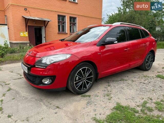 Красный Рено Меган, объемом двигателя 1.46 л и пробегом 202 тыс. км за 8900 $, фото 1 на Automoto.ua