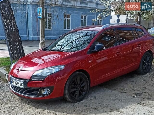 Красный Рено Меган, объемом двигателя 1.5 л и пробегом 239 тыс. км за 8250 $, фото 1 на Automoto.ua