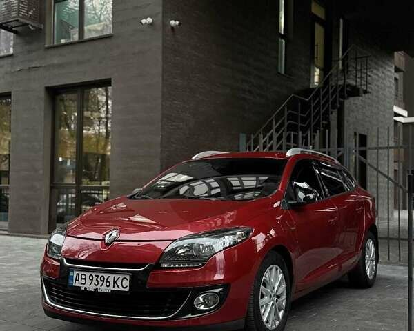 Красный Рено Меган, объемом двигателя 1.5 л и пробегом 257 тыс. км за 8500 $, фото 1 на Automoto.ua