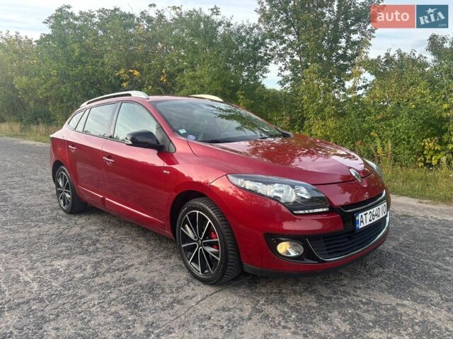 Червоний Рено Меган, об'ємом двигуна 1.2 л та пробігом 218 тис. км за 5800 $, фото 1 на Automoto.ua