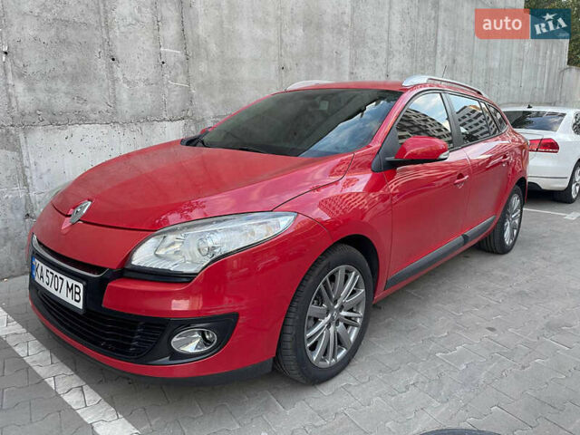 Червоний Рено Меган, об'ємом двигуна 1.46 л та пробігом 183 тис. км за 8900 $, фото 1 на Automoto.ua
