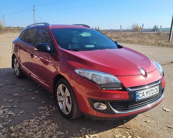 Красный Рено Меган, объемом двигателя 1.46 л и пробегом 290 тыс. км за 7500 $, фото 1 на Automoto.ua