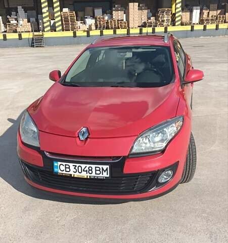 Червоний Рено Меган, об'ємом двигуна 1.46 л та пробігом 191 тис. км за 6800 $, фото 1 на Automoto.ua